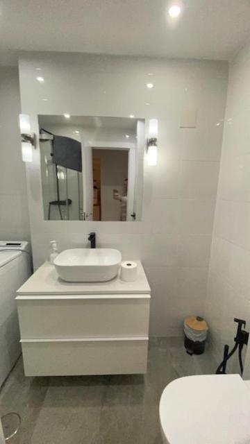 Acapulco Playa Bluewater Villas Нерха Экстерьер фото